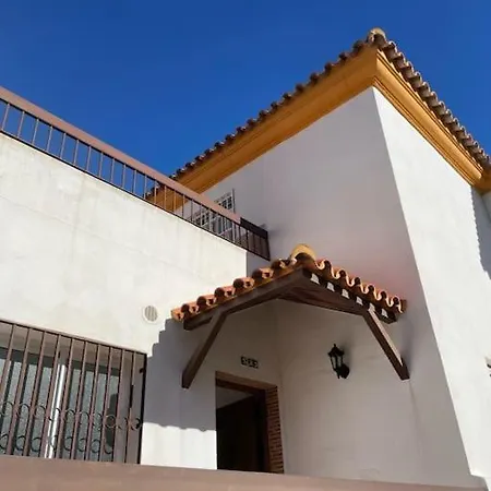 Encantador Duplex Apartment