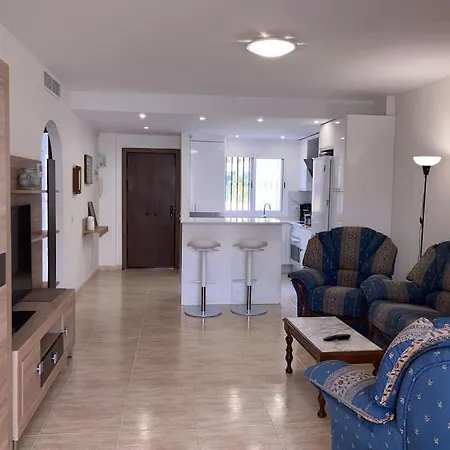 Encantador Duplex Apartment