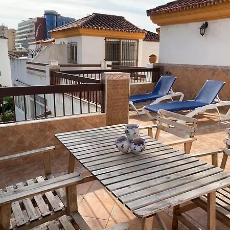 Encantador Duplex Apartment